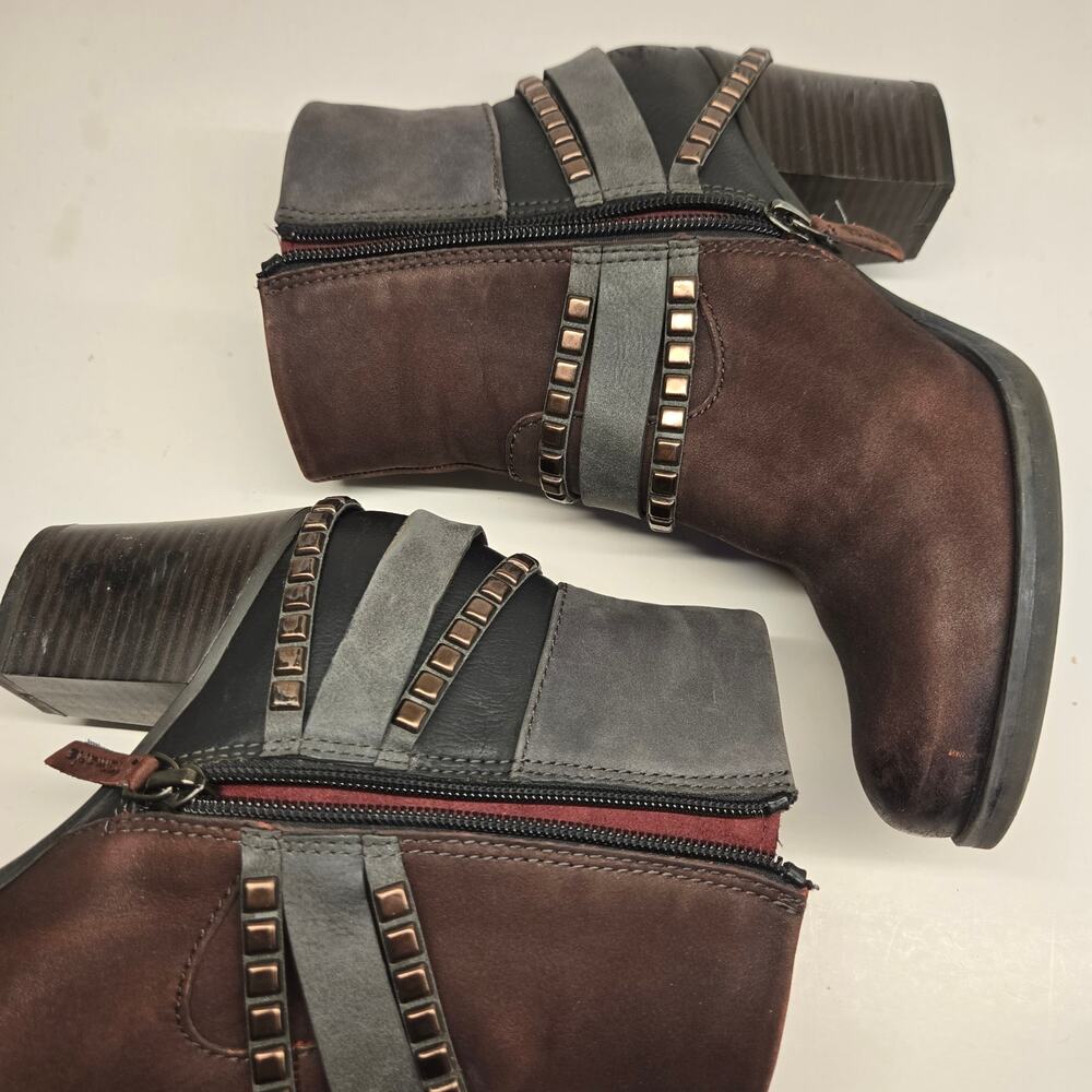 Tamaris Studded Harness Boot Leather Nubuck Colorblock EU 38 US 7.5 Moto Western - Picture 7 of 15